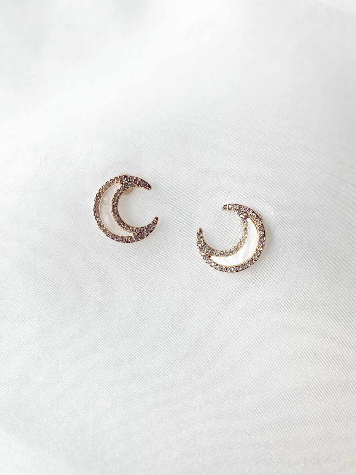 Madre Luna