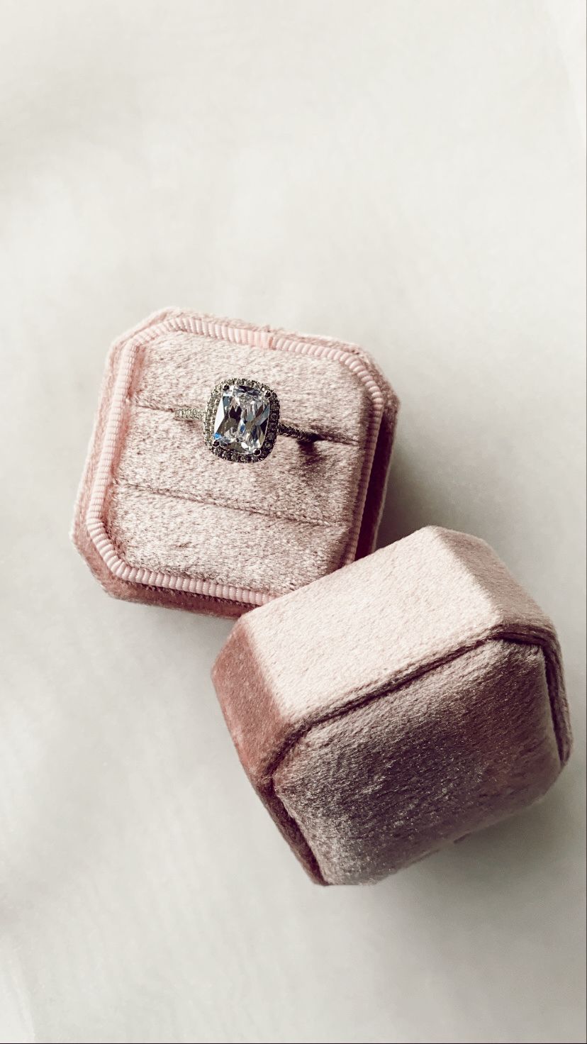 Velvet Ring Box